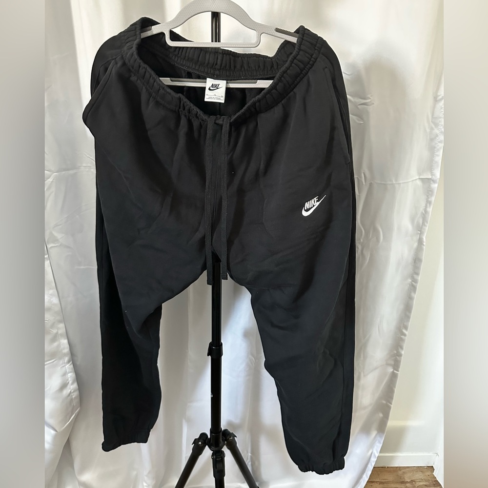 Nike Black Jogger Sweatpants - XL - Classic Streetwear